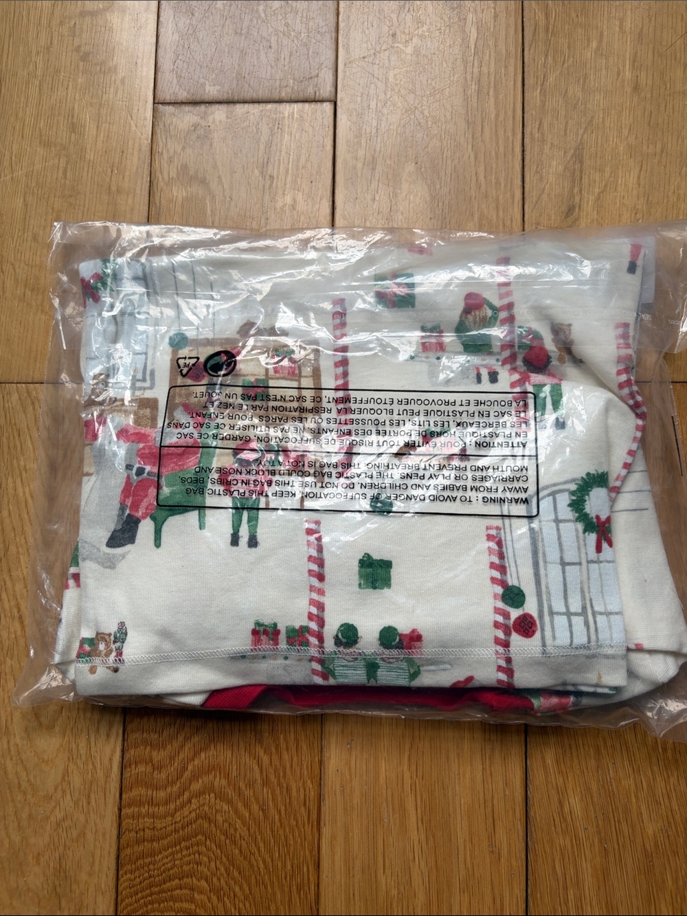 Burt’s Bees Kids Organic Cotton Holiday Fam Jams - Picture 4 of 4